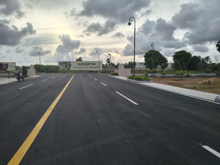 Garden, mambakkam  1043 Sq.Ft. Plot In Mambakkam Chennai 9853096