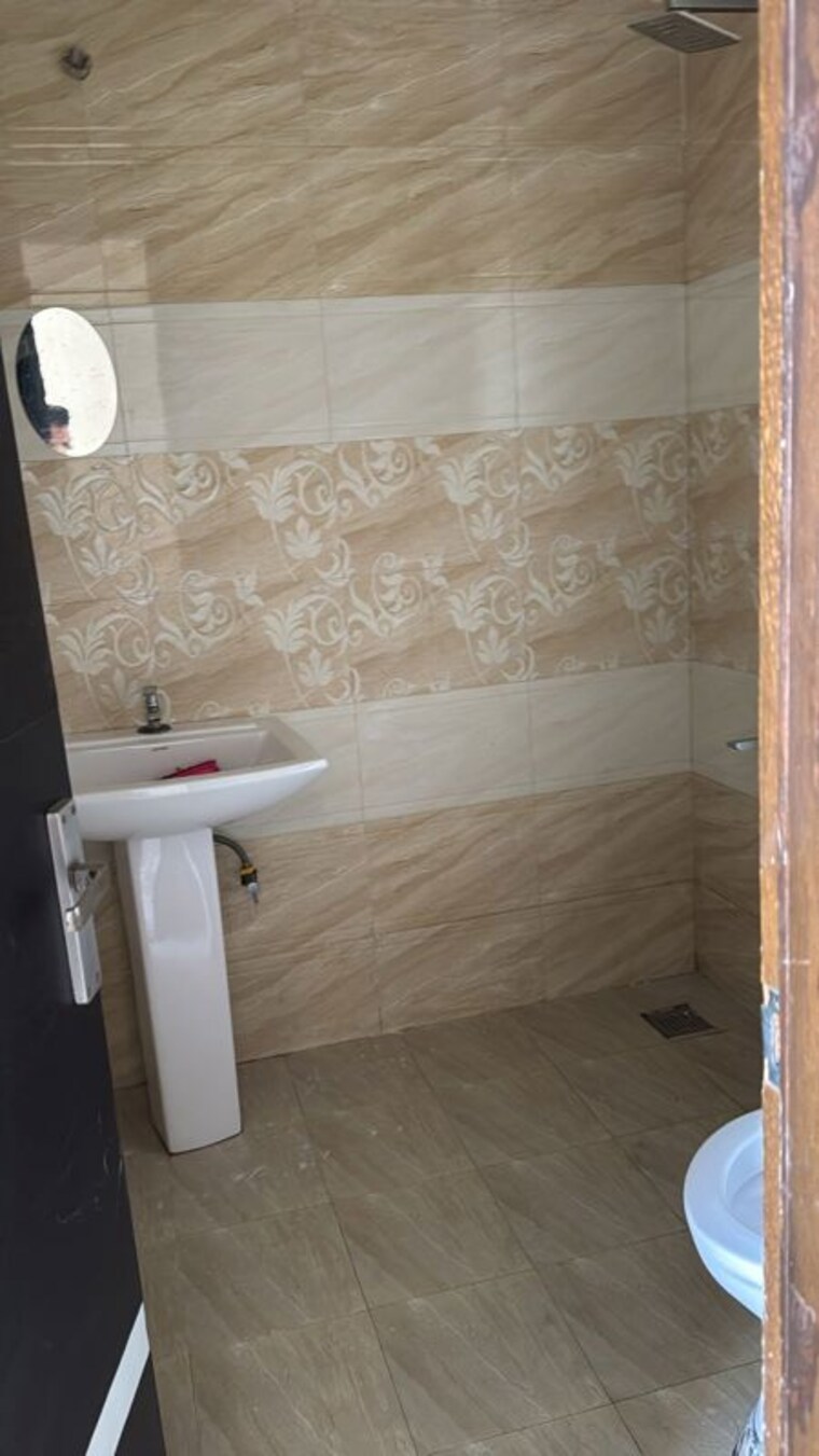 Bathroom, aerocity 2 Bedroom 1250 Sq.Ft. Builder Floor In Aerocity Mohali 9853102