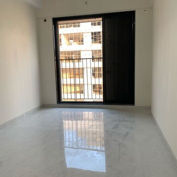 Room in 3 BHK Apartment at Rank Terrace CHS, Kastur Park – for Rent