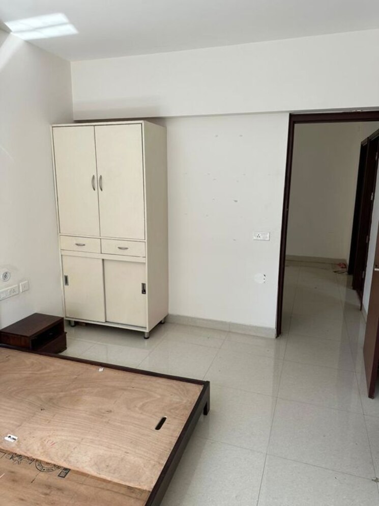 Room, sector 66 a 2 Bedroom 900 Sq.Ft. Apartment In Sector 66 A Mohali 9853137