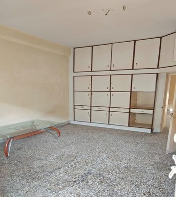 2 BHK Apartment For Rent in Jivraj Park