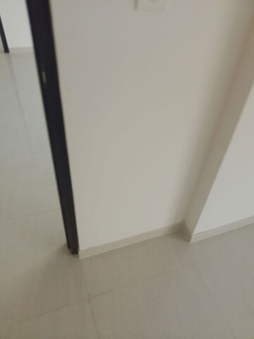 Room in 2 BHK Apartment at Cosmos Empress Park, Ghodbunder Road – for Rent