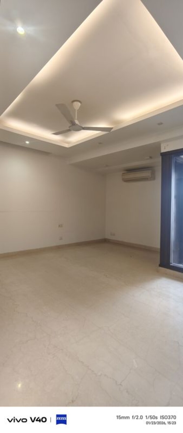 Room, new friends colony 3 Bedroom 300 Sq.Yd. Builder Floor In New Friends Colony Delhi 9853154