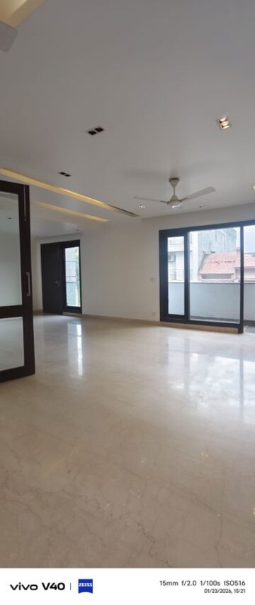 3 BHK Builder Floor For Rent in New Friends Colony