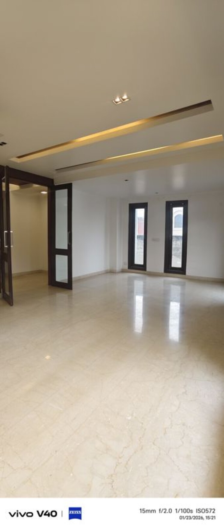 Room, new friends colony 3 Bedroom 300 Sq.Yd. Builder Floor In New Friends Colony Delhi 9853154