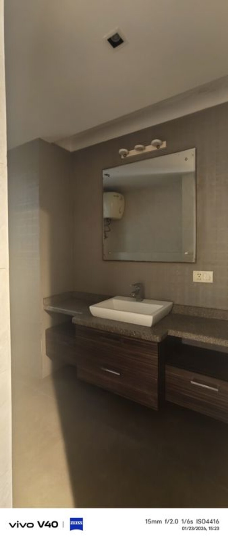 Bathroom, new friends colony 3 Bedroom 300 Sq.Yd. Builder Floor In New Friends Colony Delhi 9853154