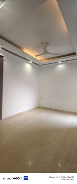 Room in 3 BHK Builder Floor at New Friends Colony – for Rent