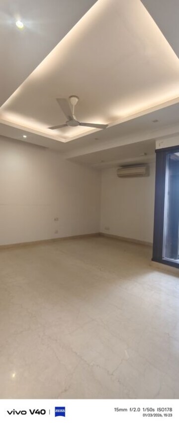 Room in 3 BHK Builder Floor at New Friends Colony – for Rent