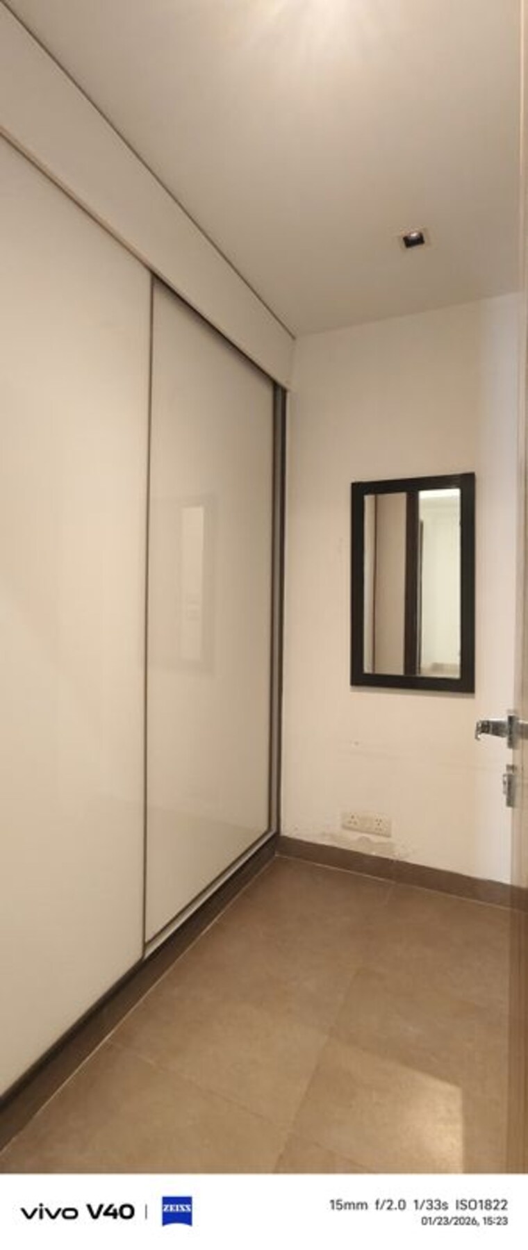 Room, new friends colony 3 Bedroom 300 Sq.Yd. Builder Floor In New Friends Colony Delhi 9853154