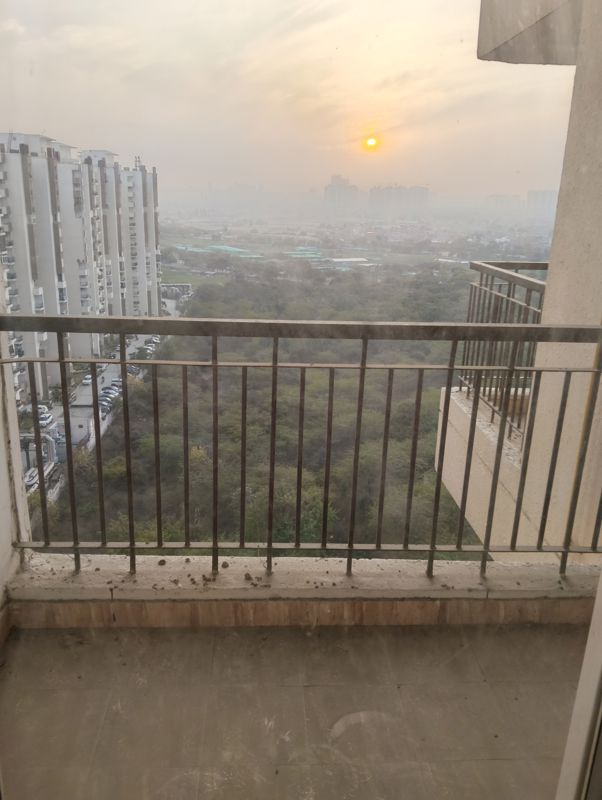 2.5 BHK Apartment For Rent in Amrapali Riverview