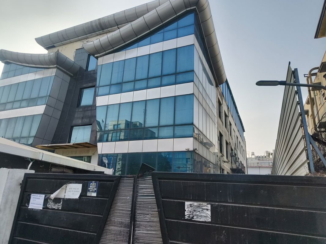 Office Space For Rent in Sector 63