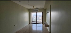 2 BHK Apartment For Rent in Kalpataru Paramount, Kapur Bawdi