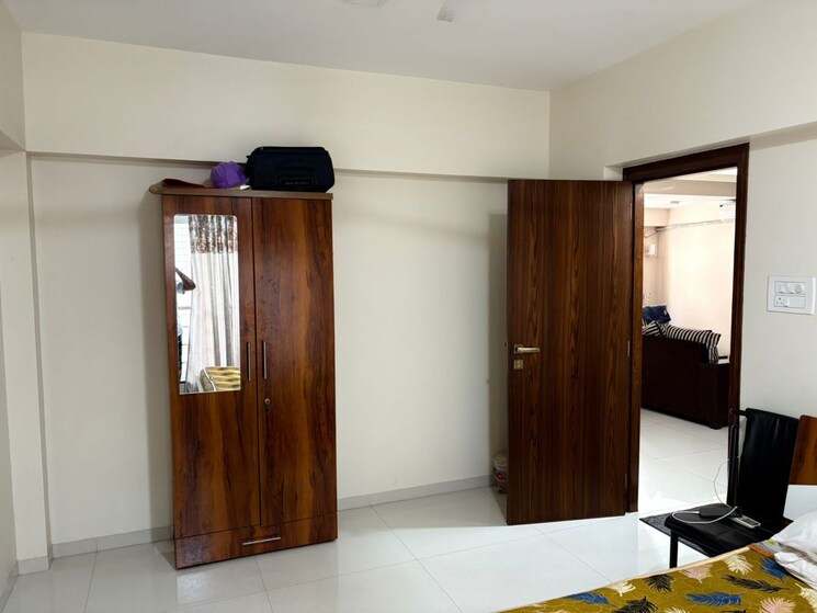 undefined, chembur-gaothan 3 Bedroom 1100 Sq.Ft. Apartment In Chembur Mumbai 9853171