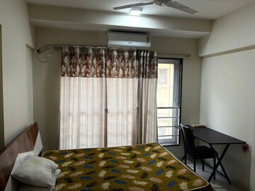 Living Room in 3 BHK Apartment at Chembur Gaothan, Chembur – for Rent