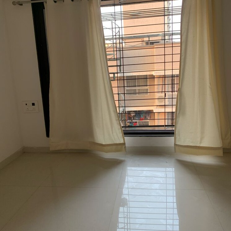 Room, kastur park 3 Bedroom 880 Sq.Ft. Apartment In Kastur Park Mumbai 9853174