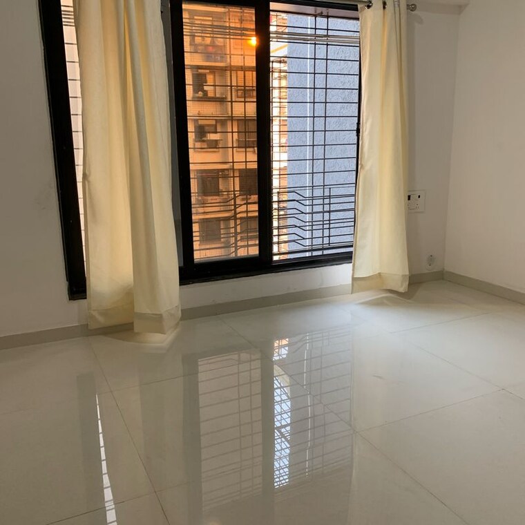 Room, kastur park 3 Bedroom 880 Sq.Ft. Apartment In Kastur Park Mumbai 9853174