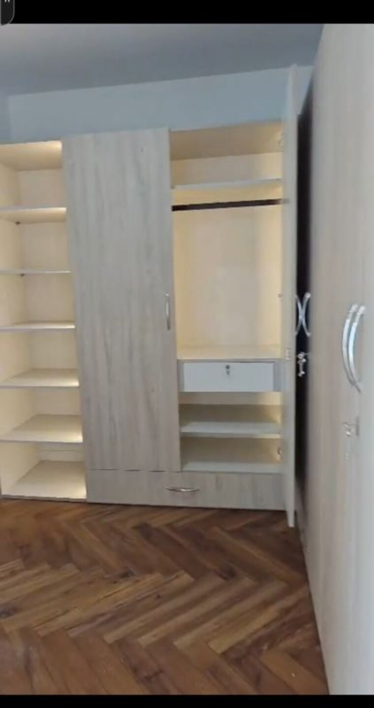 Bathroom, shalimar-belvedere-court 3.5 Bedroom 2080 Sq.Ft. Apartment In Gomti Nagar Lucknow 9853178