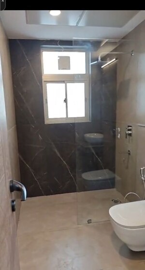 Bathroom in 3.5 BHK Apartment at Shalimar Belvedere Court, Gomti Nagar – for Rent