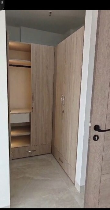 Bathroom in 3.5 BHK Apartment at Shalimar Belvedere Court, Gomti Nagar – for Rent