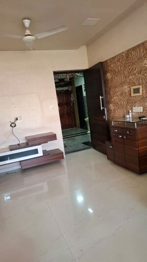 Furnished Amenities in 3 BHK Apartment at Aster Tower, Goregaon East – for Sale