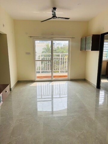 Room in 2 BHK Apartment at Hafeezpet – for Rent