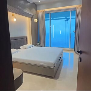 Bedroom in 4 BHK Apartment at Raheja Imperia, Empire Mill – for Sale