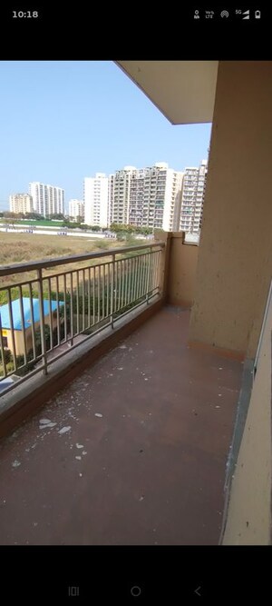 Balcony in 4 BHK Apartment at Ansal Highland Park, Sector 103 – for Rent