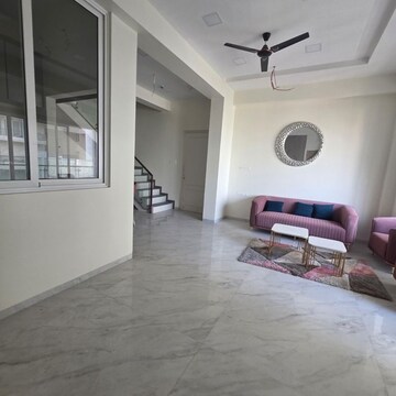 3 BHK Apartment For Sale in Raheja Imperia, Empire Mill