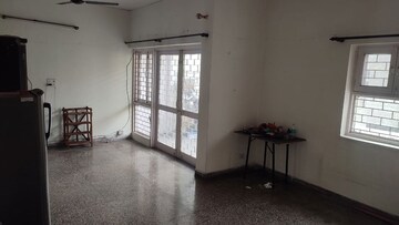 Room in 1.5 BHK Builder Floor at Mayur Vihar – for Rent