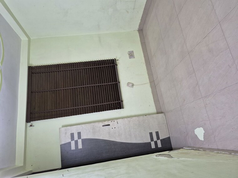 Kitchen, mayur vihar 2.5 Bedroom 480 Sq.Ft. Builder Floor In Mayur Vihar Delhi 9853210