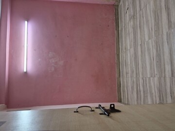 Room in 2.5 BHK Builder Floor at Mayur Vihar – for Rent