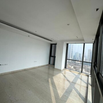 Room in 4 BHK Apartment at K Raheja Artesia, Century Bazar – for Sale