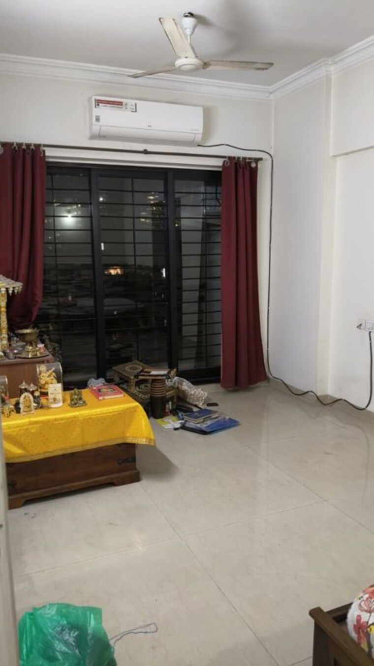 Living Room, k-raheja-heights 1 Bedroom 650 Sq.Ft. Apartment In Malad East Mumbai 9853214