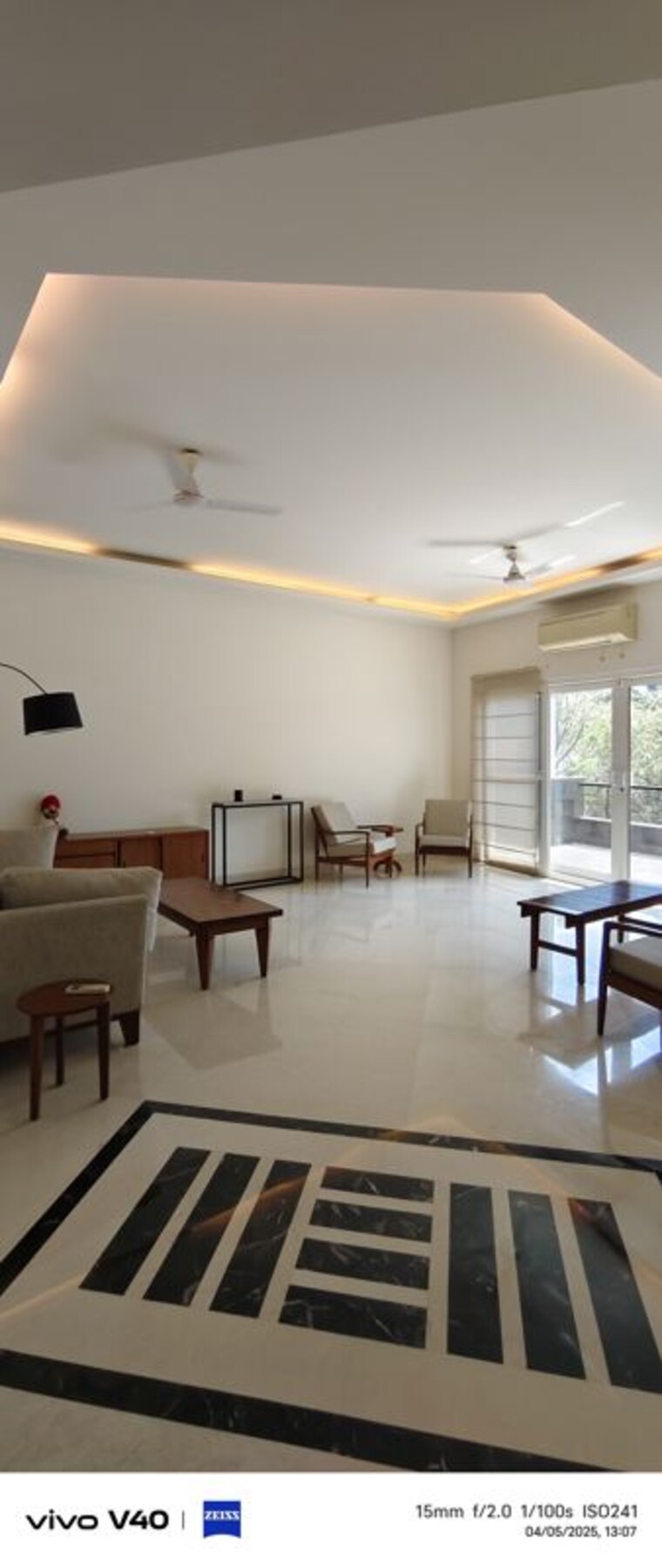 Team Area, jor bagh 3 Bedroom 375 Sq.Yd. Apartment In Jor Bagh Delhi 9853217
