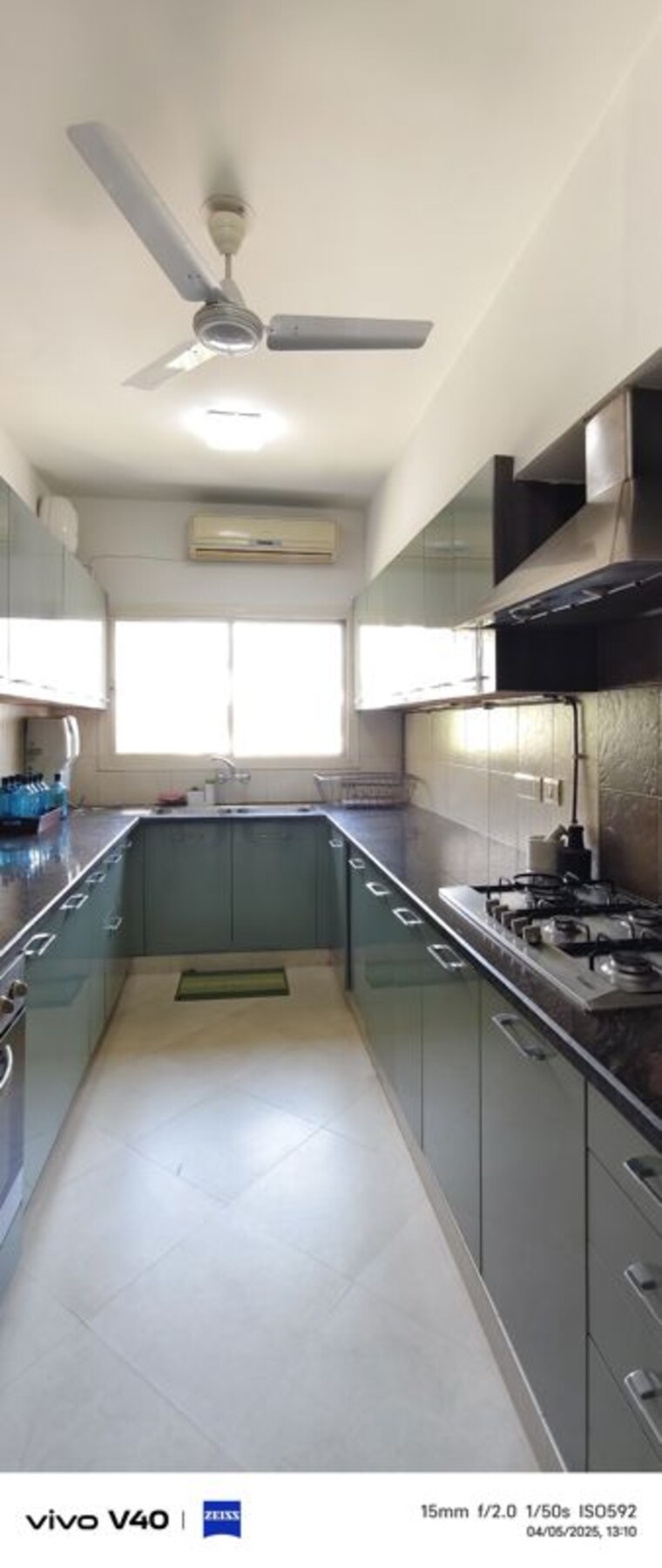 Kitchen, jor bagh 3 Bedroom 375 Sq.Yd. Apartment In Jor Bagh Delhi 9853217