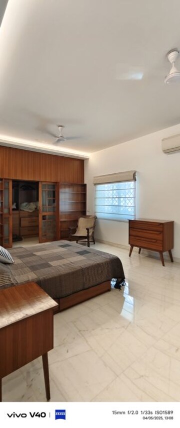 Bedroom in 3 BHK Apartment at Jor Bagh – for Rent