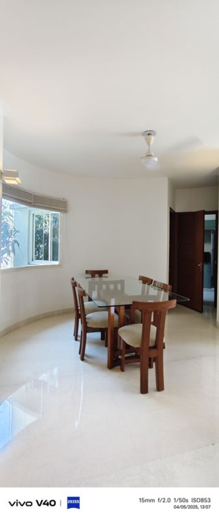 Living Room, jor bagh 3 Bedroom 375 Sq.Yd. Apartment In Jor Bagh Delhi 9853217