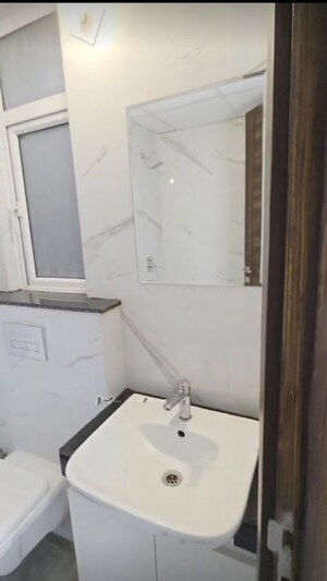 Bathroom in 3.5 BHK Builder Floor at Smart World Gems, Sector 89 – for Sale