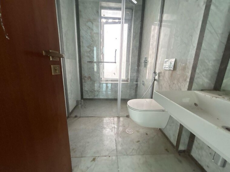 Bathroom, rustomjee-crown-phase-2 4 Bedroom 2550 Sq.Ft. Apartment In Gokhale Road Mumbai 9853231