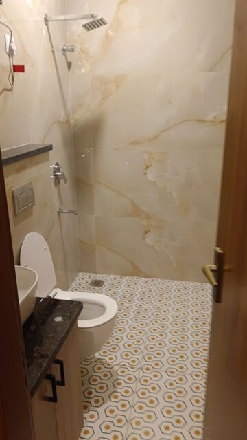 Bathroom in 1 BHK Apartment at Sector 45 – for Rent