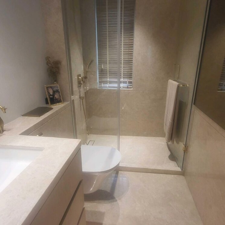 Bathroom, lodha-the-park 4 Bedroom 211 Sq.Yd. Apartment In Century Mills Mumbai 9853238