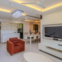 2 BHK + Pooja Room Apartment For Rent in Gardenia Apartment Khar West