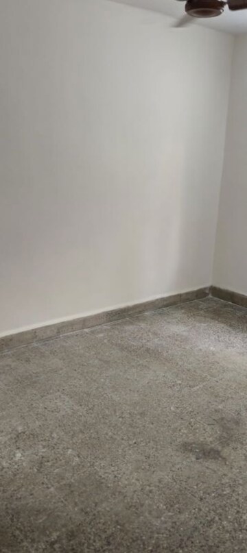 Room in 1 BHK Apartment at Shreerang CHS, Shrirang Society – for Sale