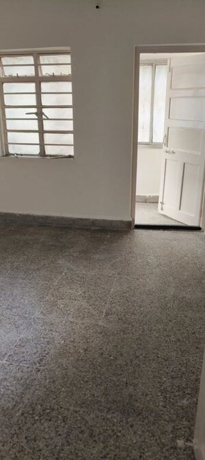 Room in 1 BHK Apartment at Shreerang CHS, Shrirang Society – for Sale