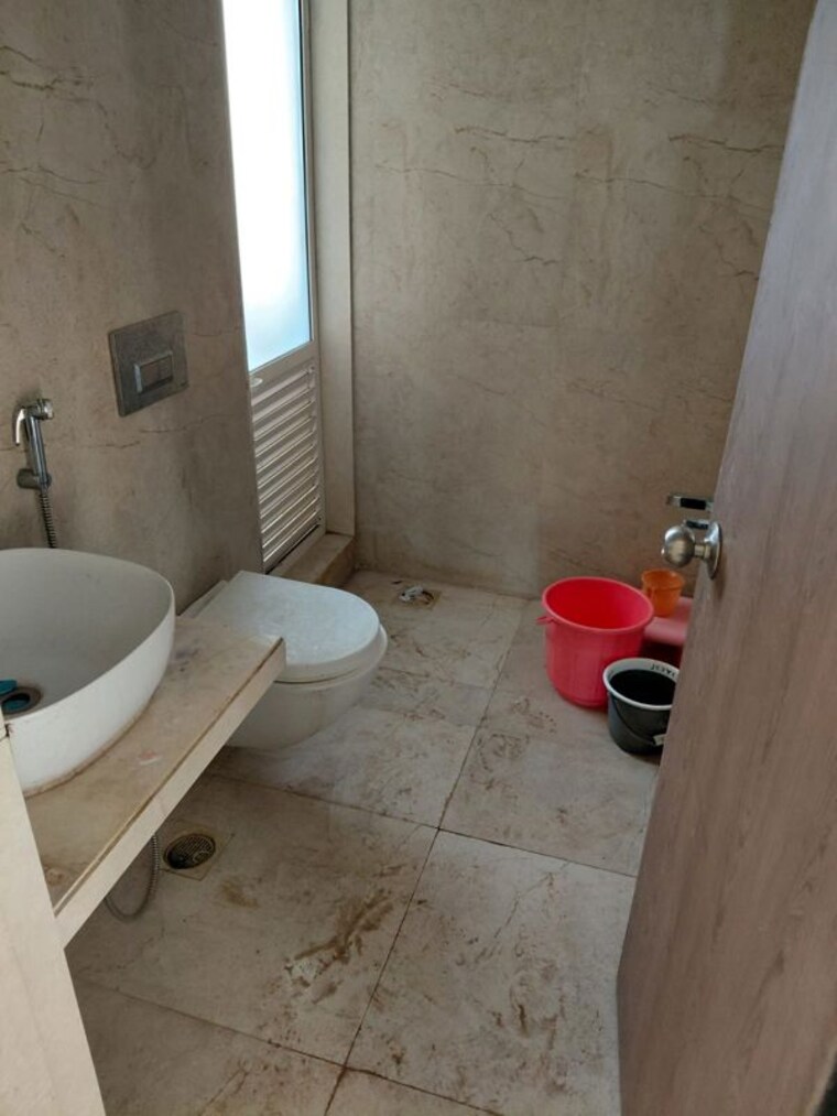 Bathroom, dosti-west-county 1.5 Bedroom 550 Sq.Ft. Apartment In Balkum Pada Thane 9853260