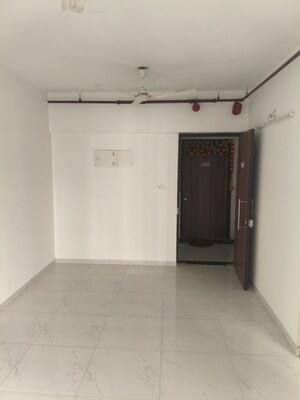 1 BHK Apartment For Rent in Runwal Gardens Phase I, Dombivli East