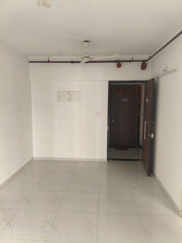 1 BHK Apartment For Rent in Runwal Gardens Phase I, Dombivli East