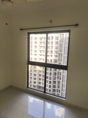 Room in 1 BHK Apartment at Runwal Gardens Phase I, Dombivli East – for Rent