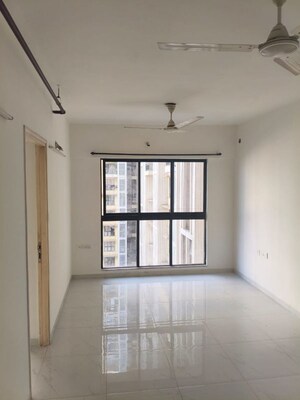 Room in 1 BHK Apartment at Runwal Gardens Phase I, Dombivli East – for Rent