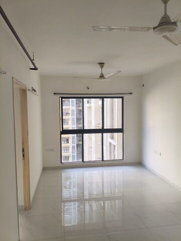 Room in 1 BHK Apartment at Runwal Gardens Phase I, Dombivli East – for Rent